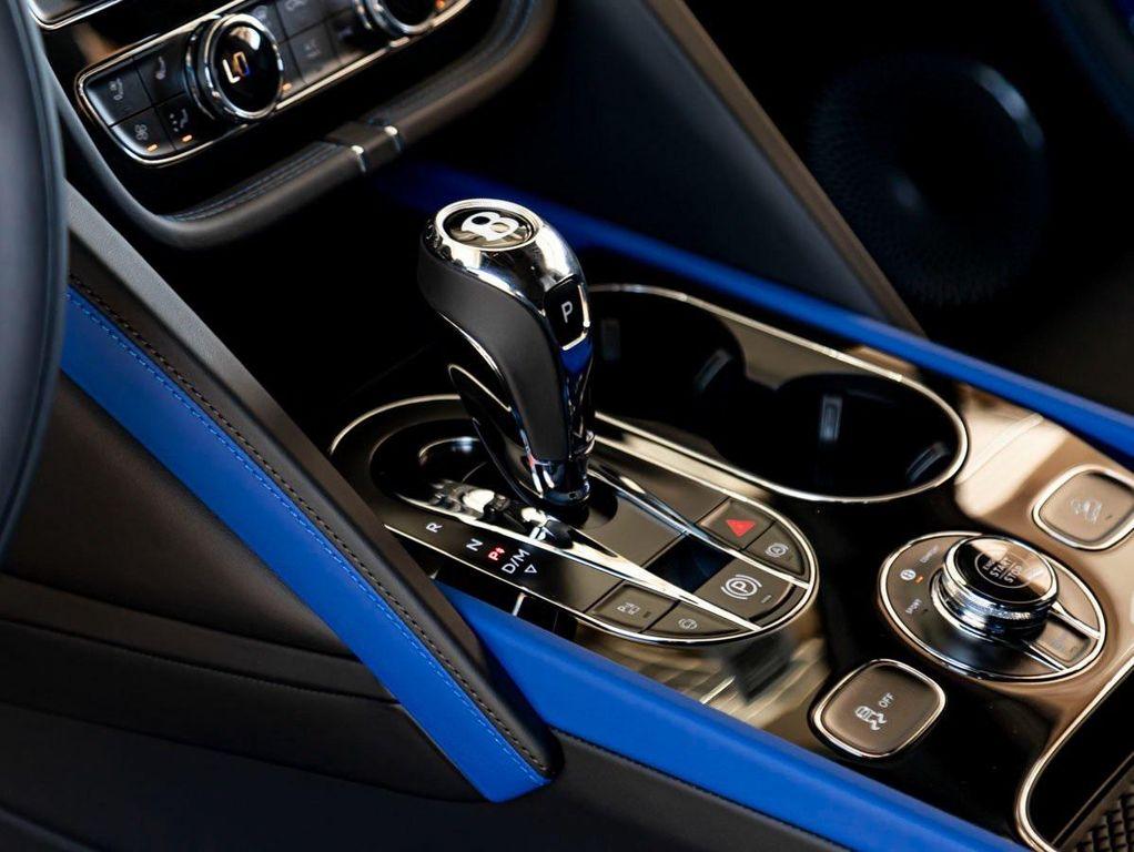 new 2025 Bentley Bentayga car, priced at $288,270