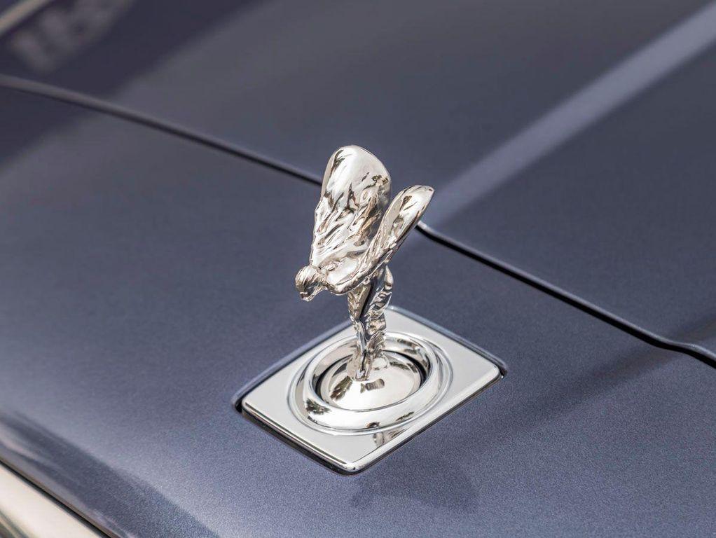 used 2024 Rolls-Royce Cullinan car, priced at $339,990