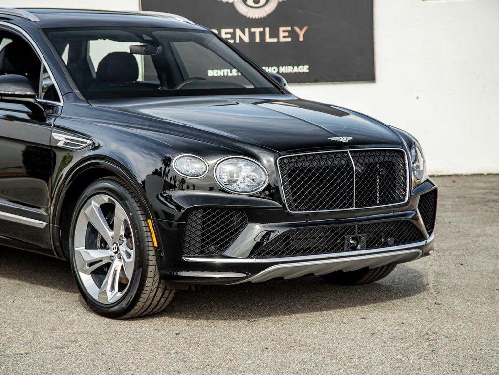 new 2025 Bentley Bentayga car, priced at $257,925