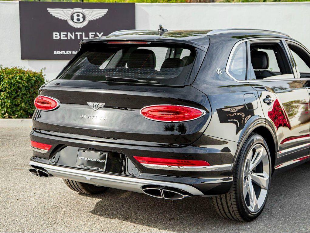 new 2025 Bentley Bentayga car, priced at $257,925