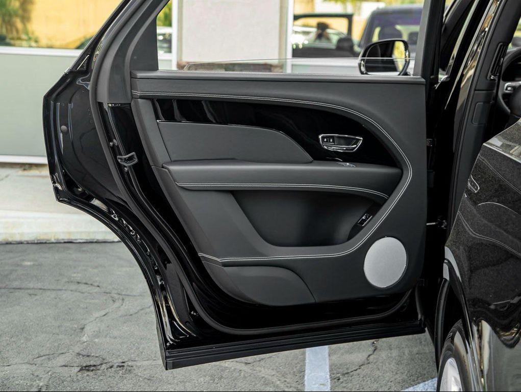 new 2025 Bentley Bentayga car, priced at $257,925