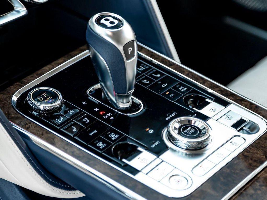 new 2026 Bentley Flying Spur car, priced at $379,075