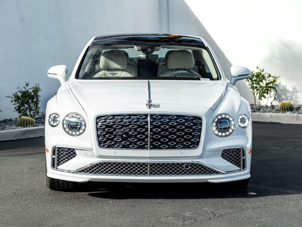 new 2026 Bentley Flying Spur car, priced at $379,075