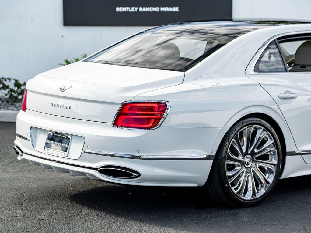 new 2026 Bentley Flying Spur car, priced at $379,075