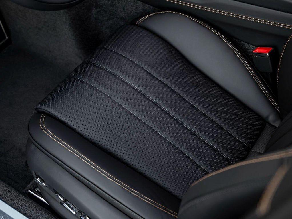 new 2025 Bentley Flying Spur car, priced at $325,415