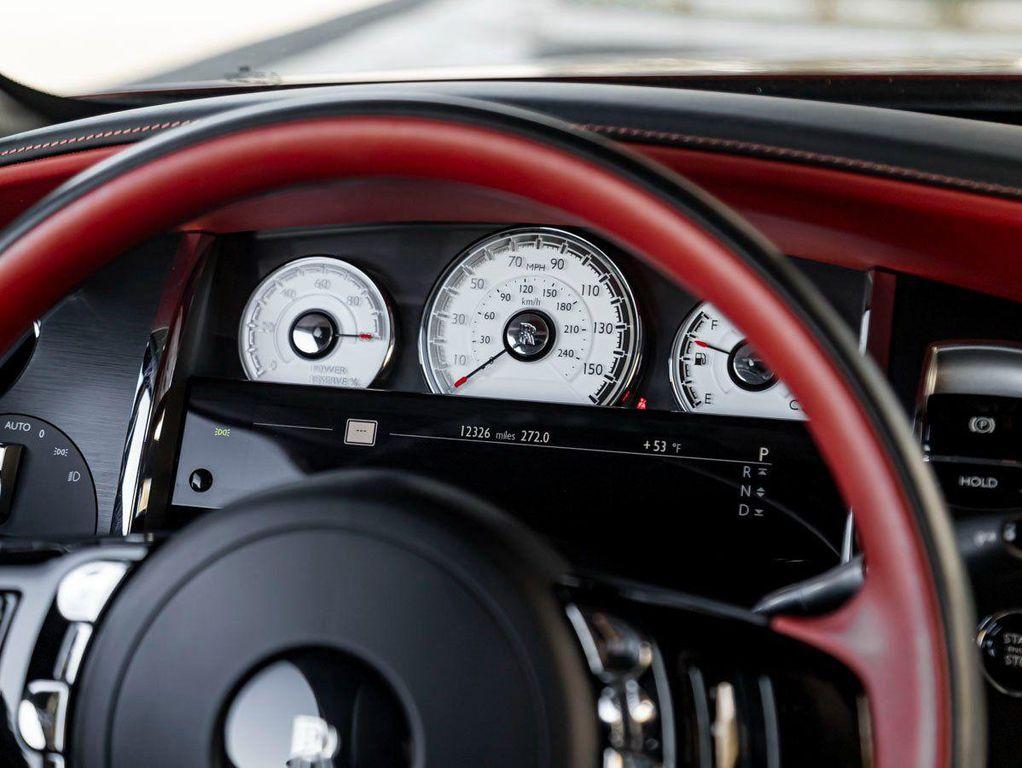 used 2019 Rolls-Royce Dawn car, priced at $299,990