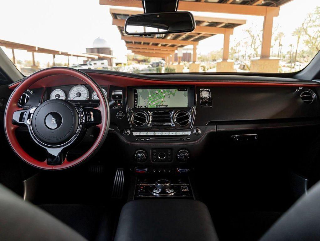 used 2019 Rolls-Royce Dawn car, priced at $309,900