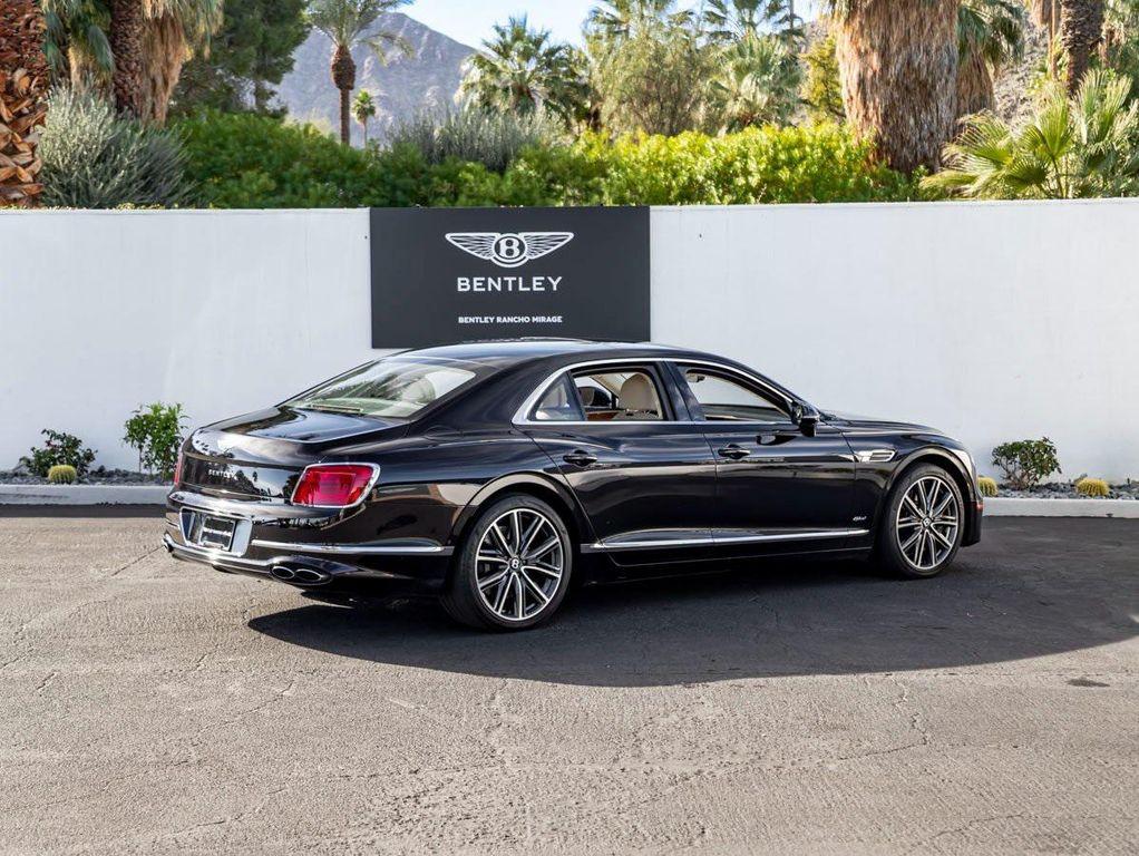 used 2022 Bentley Flying Spur Hybrid car, priced at $139,990