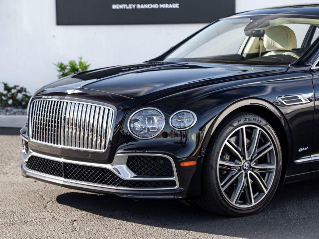 used 2022 Bentley Flying Spur Hybrid car, priced at $139,990