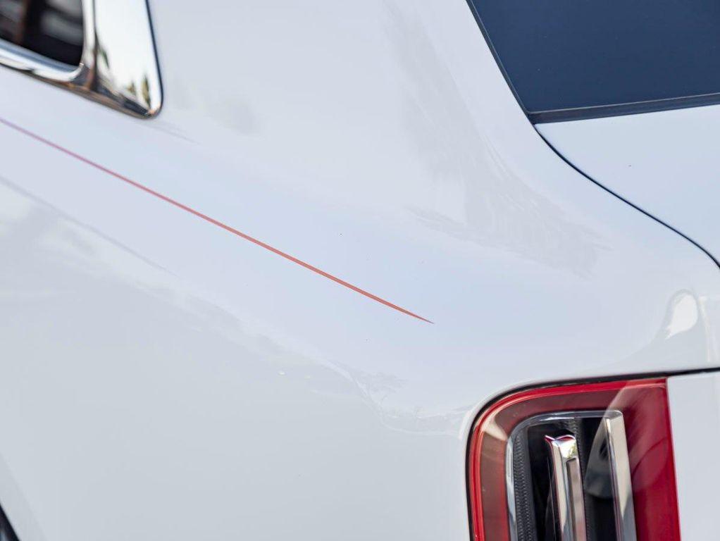 used 2022 Rolls-Royce Cullinan car, priced at $314,990