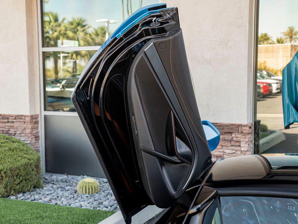 new 2027 McLaren 750S car, priced at $454,160