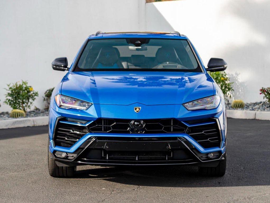 used 2022 Lamborghini Urus car