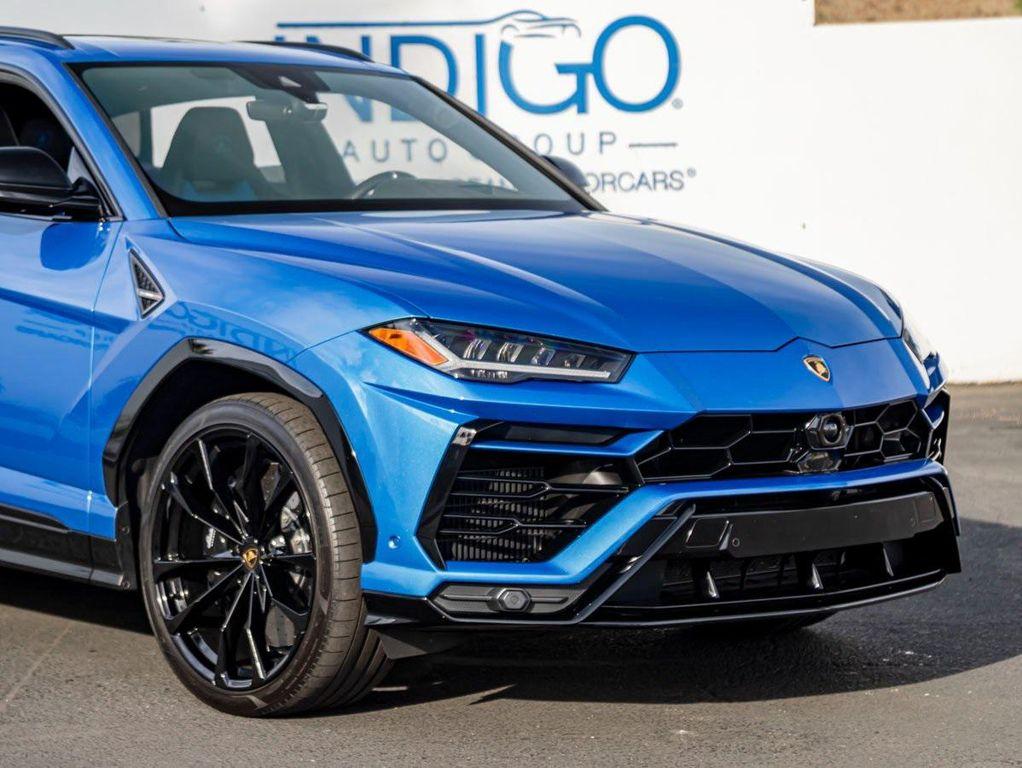 used 2022 Lamborghini Urus car