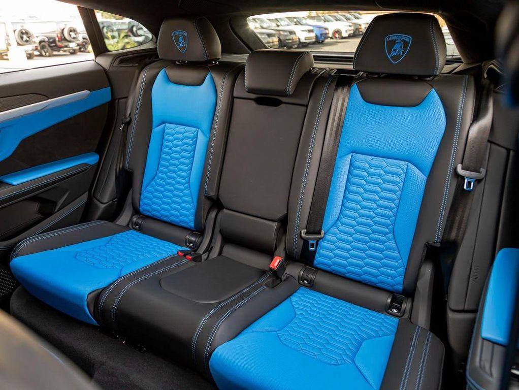 used 2022 Lamborghini Urus car