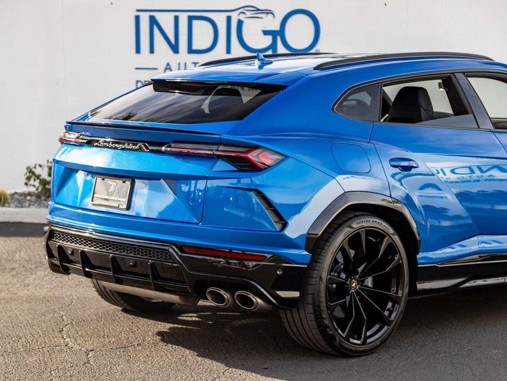 used 2022 Lamborghini Urus car