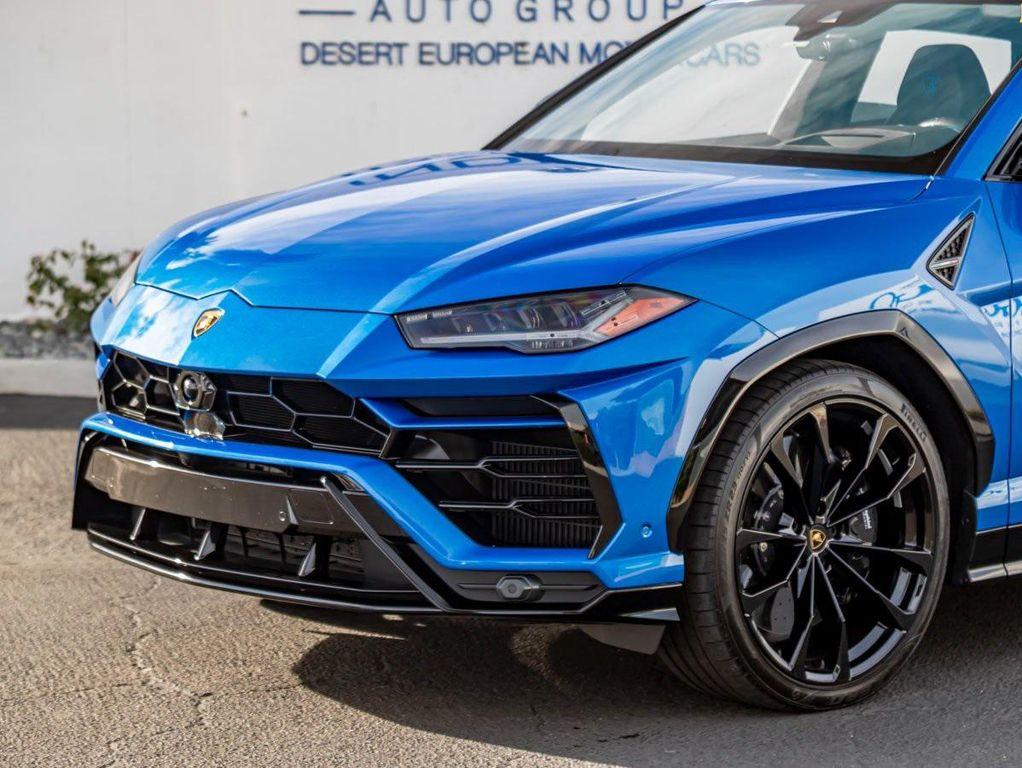 used 2022 Lamborghini Urus car