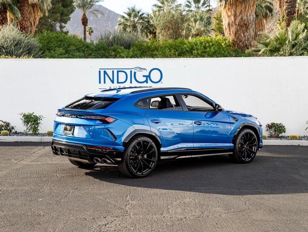 used 2022 Lamborghini Urus car