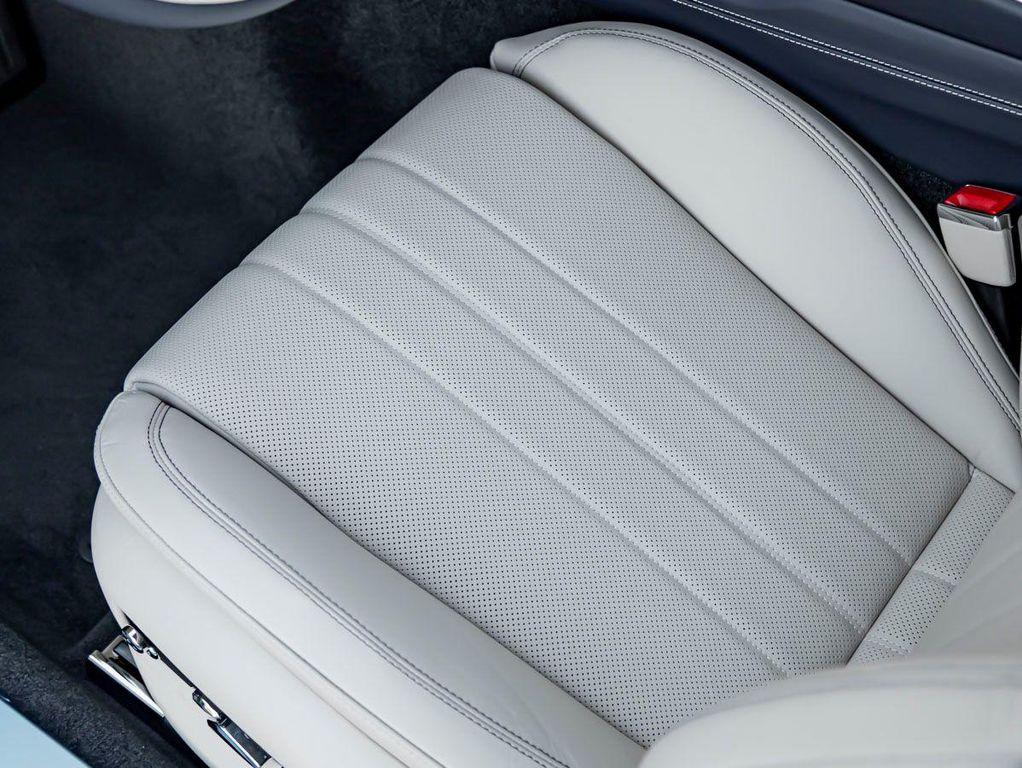 used 2026 Bentley Flying Spur car, priced at $279,990
