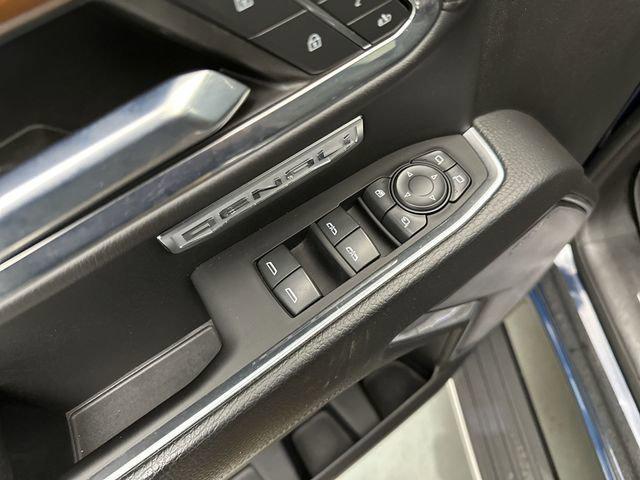 used 2022 GMC Sierra 1500 car, priced at $43,740