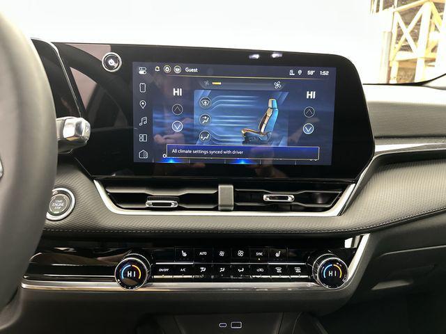 new 2026 Chevrolet Equinox car, priced at $35,170