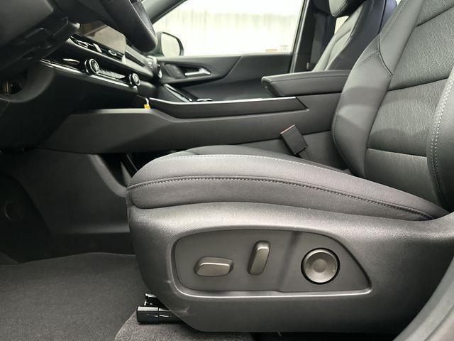 new 2026 Chevrolet Equinox car, priced at $35,170