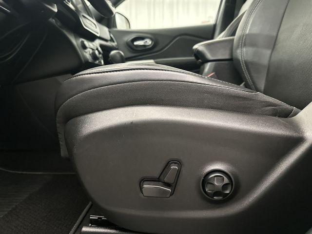 used 2021 Jeep Cherokee car, priced at $20,590