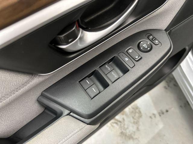 used 2022 Honda CR-V car, priced at $25,374