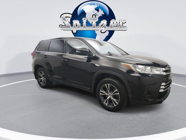used 2019 Toyota Highlander car, priced at $18,790
