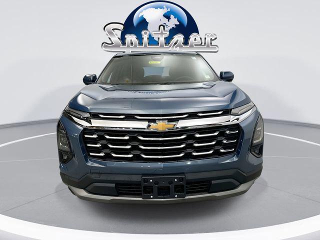 new 2026 Chevrolet Equinox car, priced at $32,604