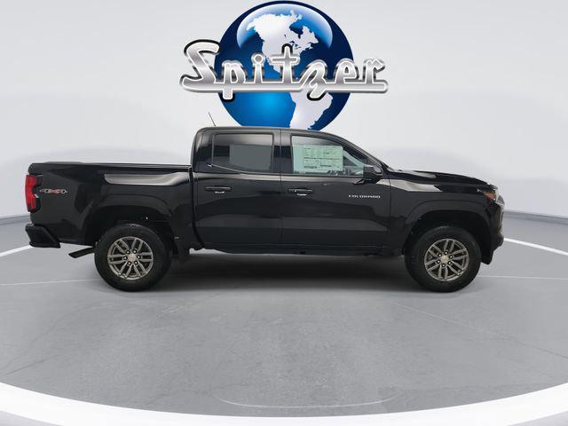 new 2026 Chevrolet Colorado car, priced at $40,201