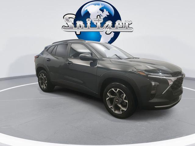 new 2026 Chevrolet Trax car, priced at $25,633