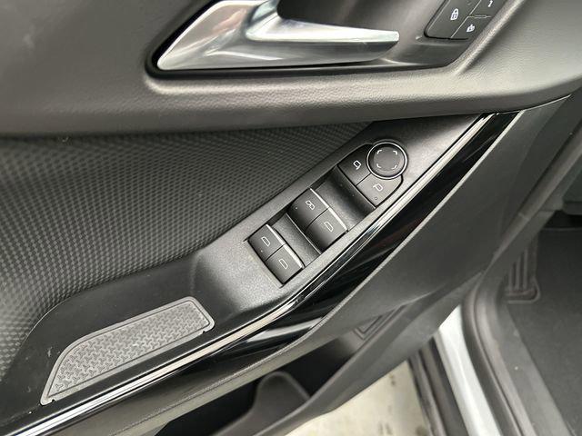 new 2026 Chevrolet Equinox car, priced at $39,240