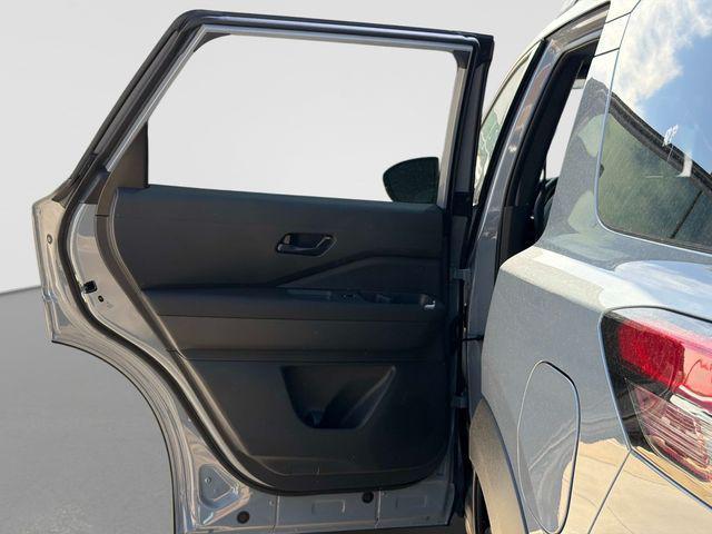new 2026 Nissan Pathfinder car, priced at $42,160