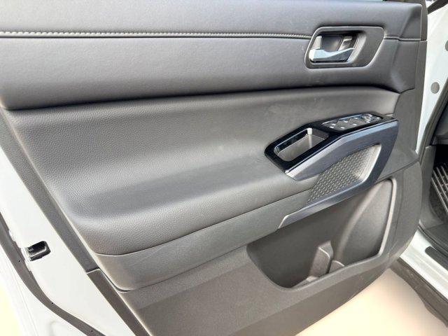 new 2026 Nissan Pathfinder car, priced at $44,060