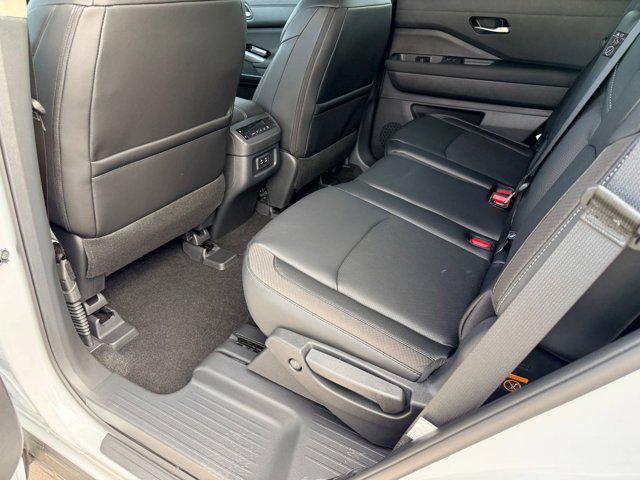 new 2026 Nissan Pathfinder car, priced at $44,060