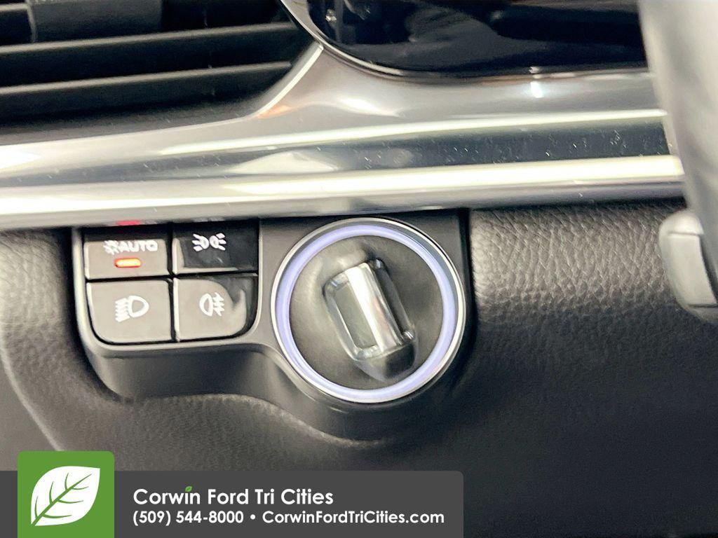 used 2021 Porsche Panamera car, priced at $61,899