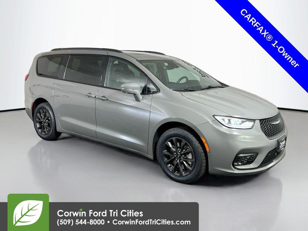used 2021 Chrysler Pacifica car, priced at $23,397