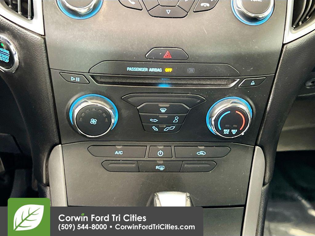 used 2017 Ford Edge car, priced at $12,999