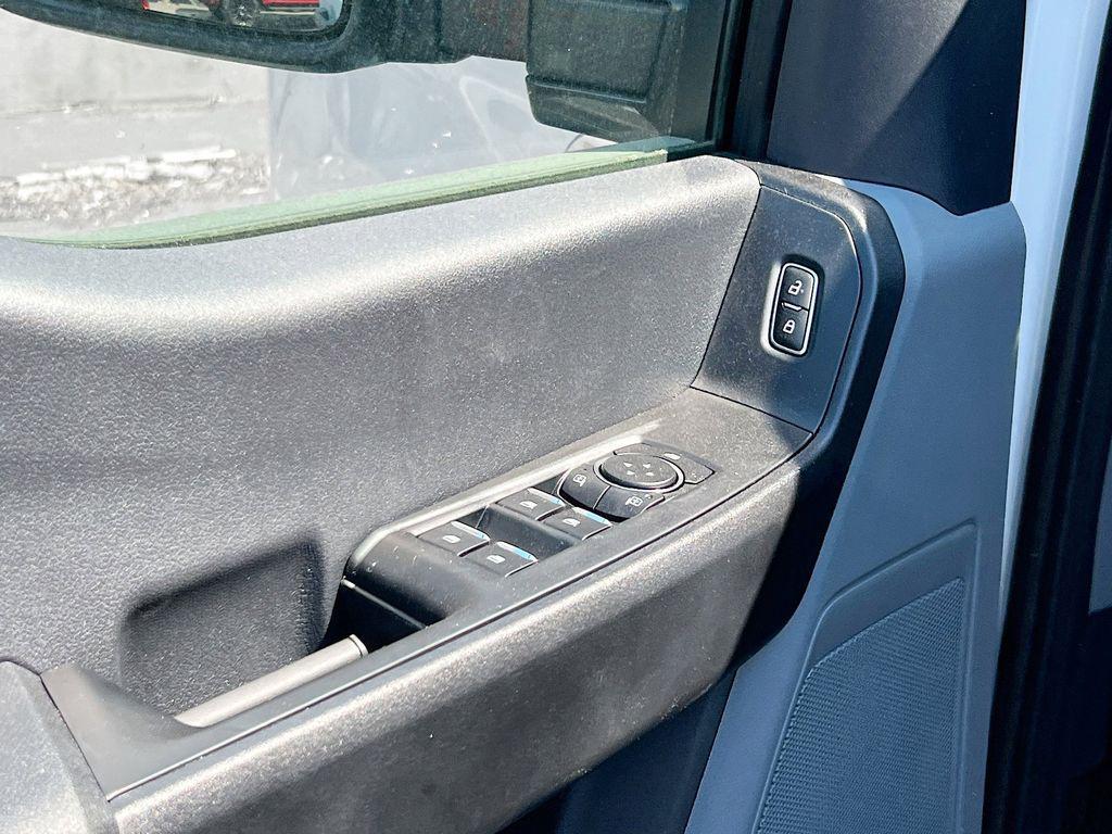 new 2025 Ford F-350 car, priced at $78,010