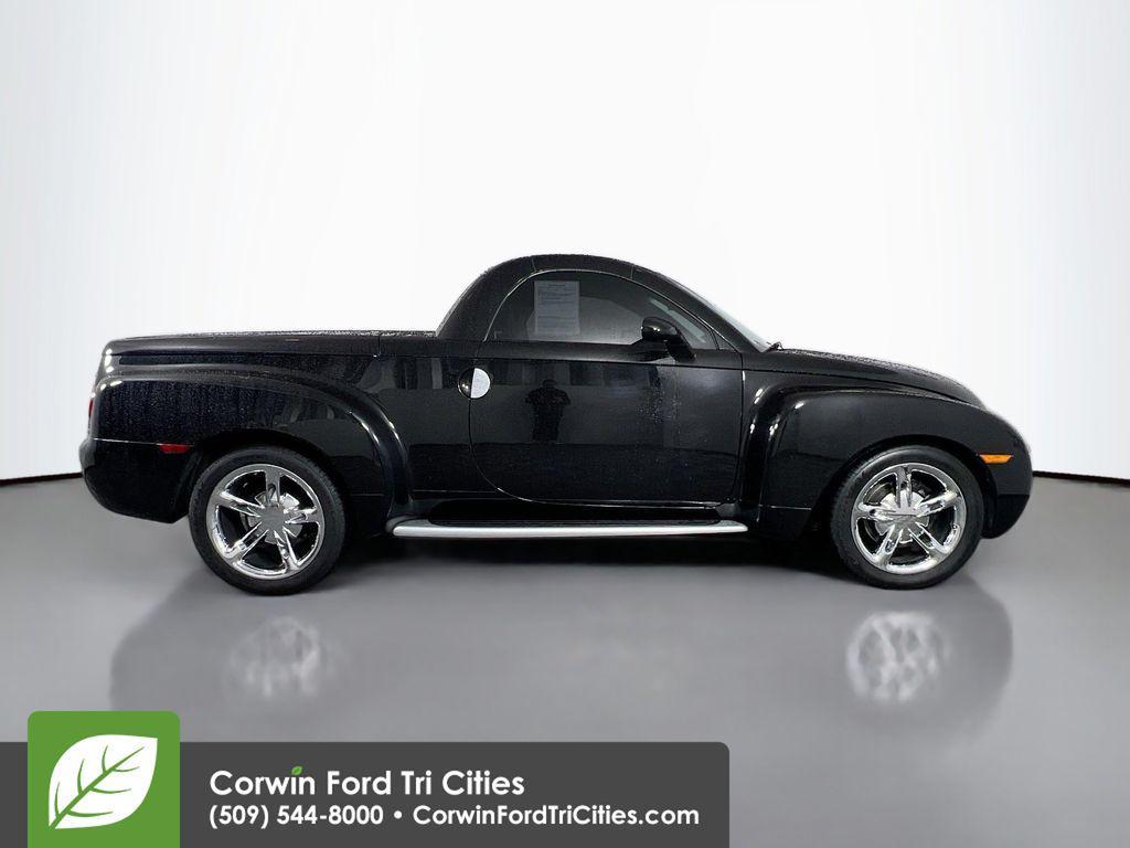 used 2004 Chevrolet SSR car, priced at $19,999