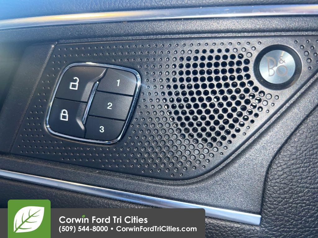 used 2020 Ford Edge car, priced at $25,538