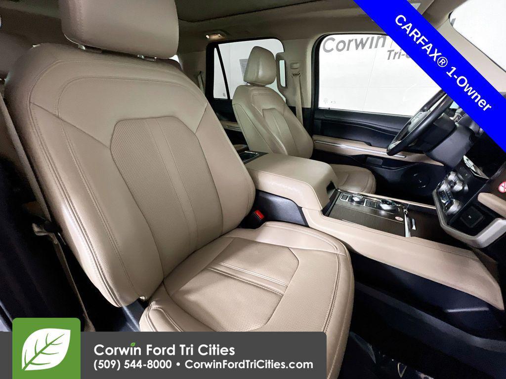 used 2024 Ford Expedition car, priced at $40,271