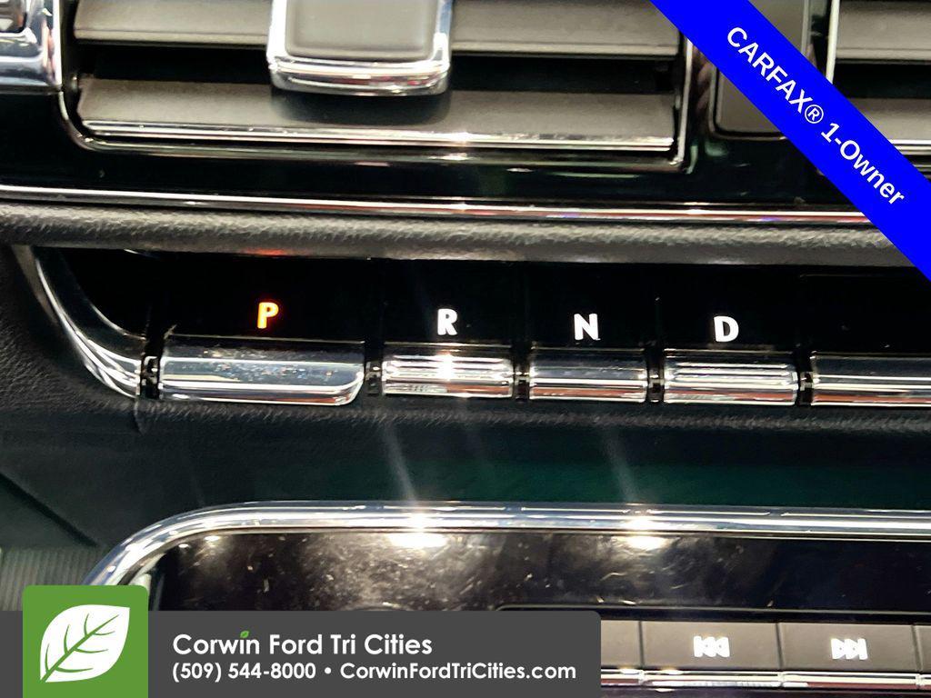 used 2024 Lincoln Navigator car, priced at $54,746