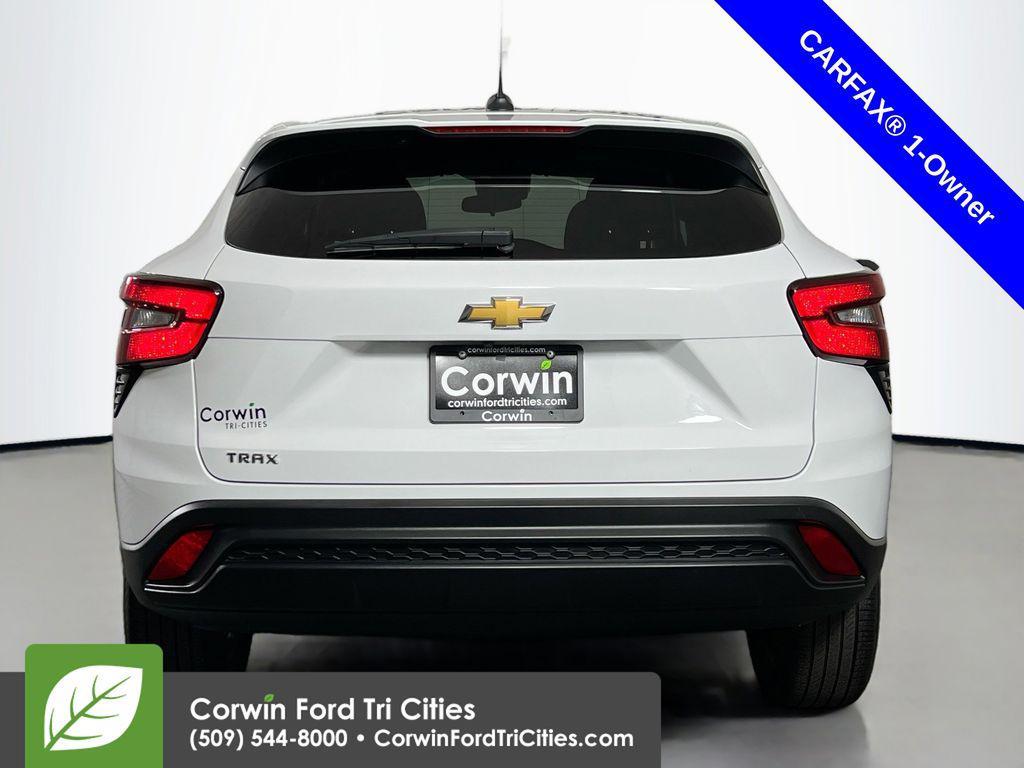 used 2024 Chevrolet Trax car, priced at $19,298
