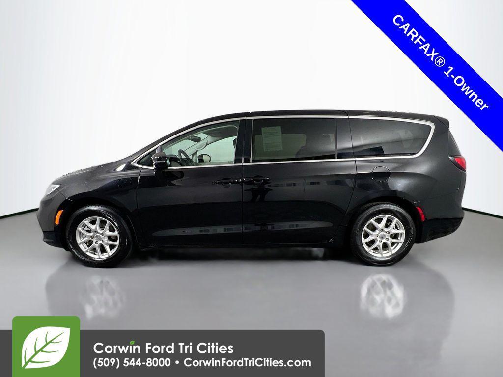 used 2024 Chrysler Pacifica car, priced at $25,381