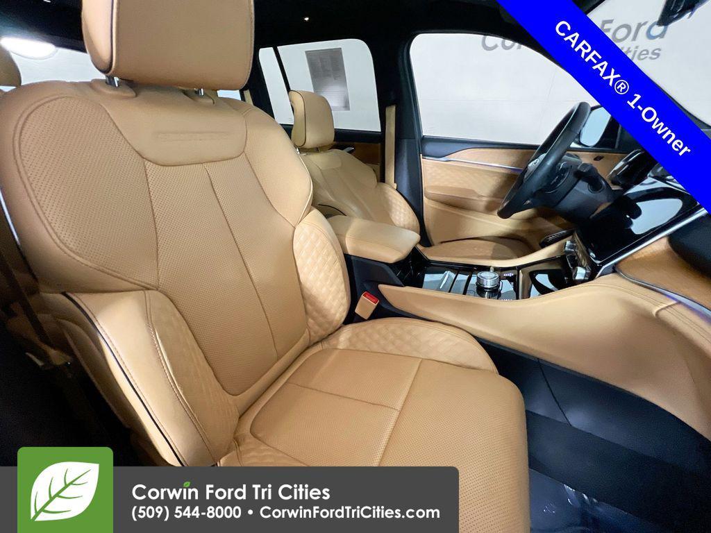 used 2023 Jeep Grand Cherokee car, priced at $38,524