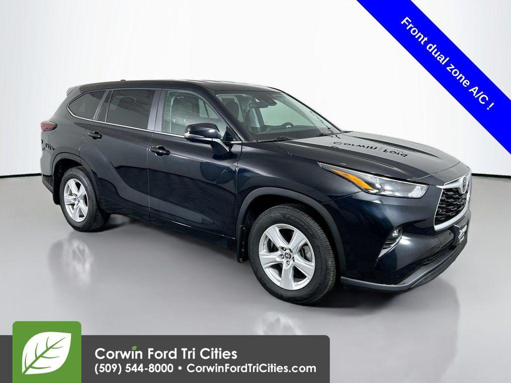 used 2024 Toyota Highlander car, priced at $34,399