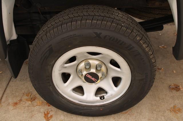 used 2015 GMC Sierra 1500 car, priced at $14,390