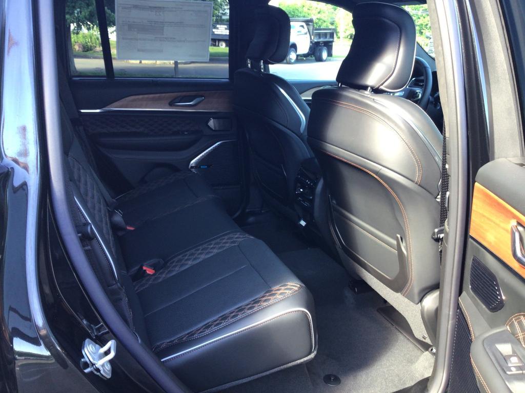 new 2026 Jeep Grand Cherokee car, priced at $64,410