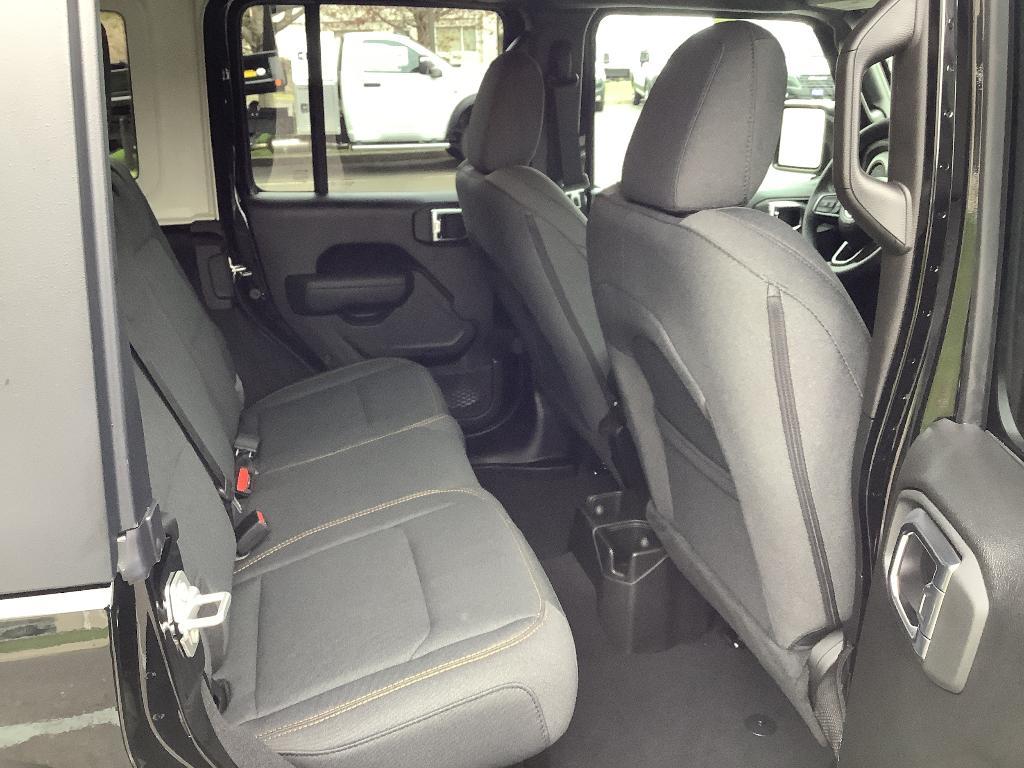 new 2025 Jeep Wrangler car, priced at $55,085